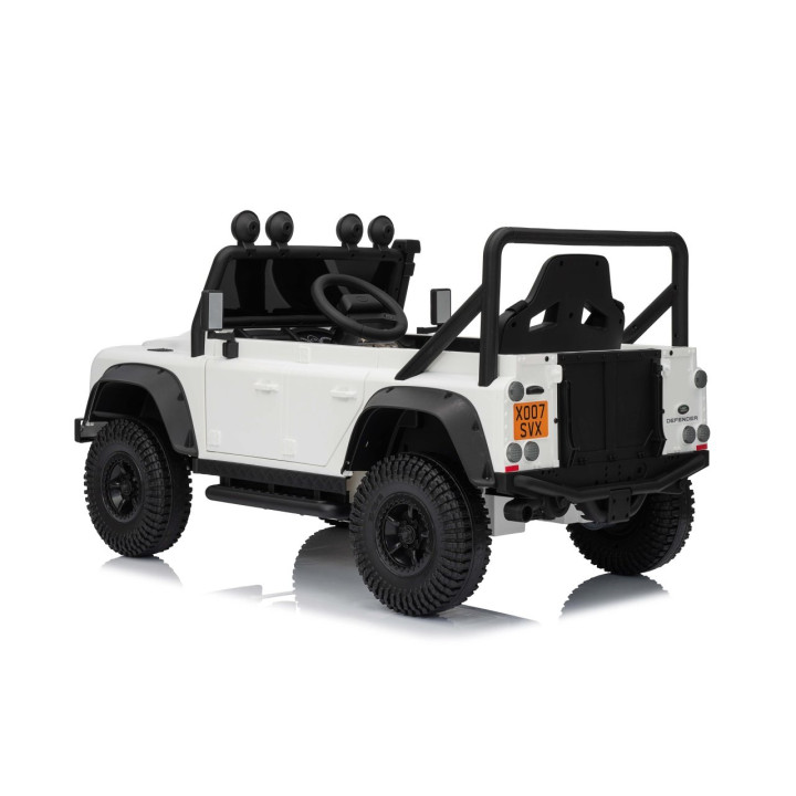 Coche eléctrico infantil Land Rover Defender 110 SVX 24V - Blanco