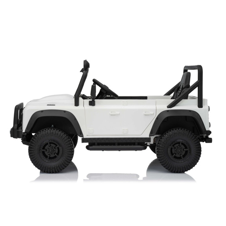 Carro elétrico infantil Land Rover Defender 110 SVX 24V - Branco